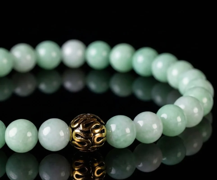 Green Jade Bead Bracelet with Gold Accent